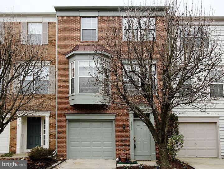 1187 Cypress Tree Place, Herndon, VA 20170 - photo 1