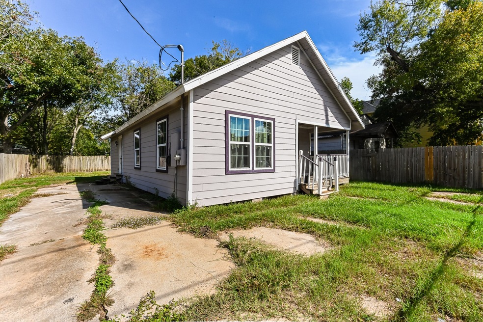 3829 Mainer St, Houston, TX 77021 - photo 1