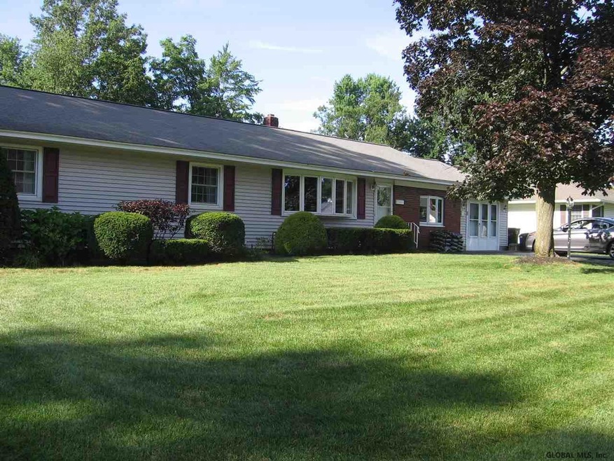 6 Timberland Dr, Albany, NY 12211 - photo 1