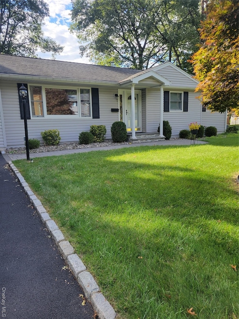 15 Beech St, Nanuet, NY 10954 - photo 1