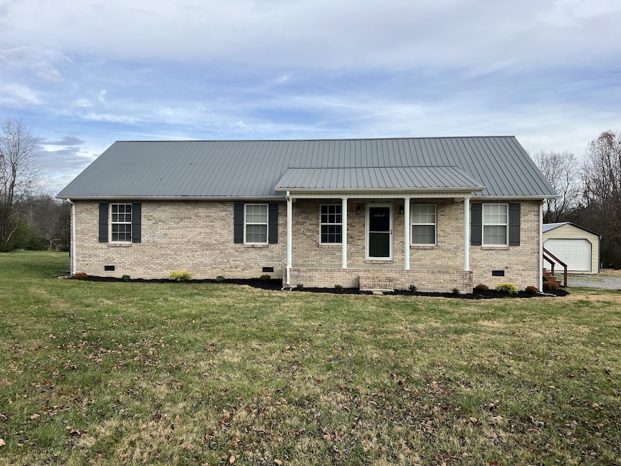 354 Spring Creek Rd, Lafayette, TN 37083 - photo 1