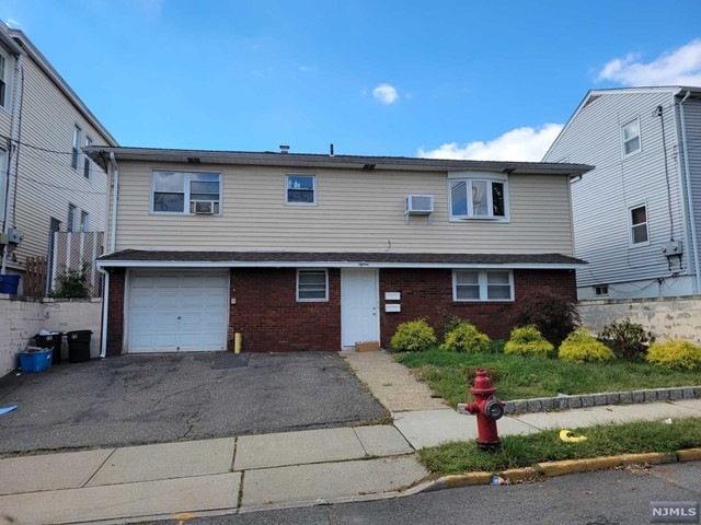15 Dell Glen Ave unit 1, Lodi, NJ 07644 - photo 1