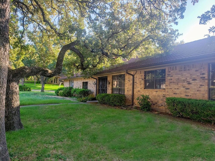 2301 Hurstview Dr, Hurst, TX 76054 - photo 1