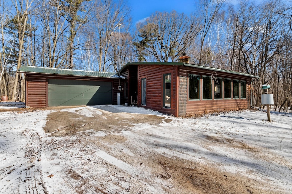 1541 N Union Rd, Manitowoc, WI 54220 - photo 1