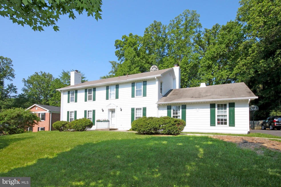 9106 Seven Locks Rd, Bethesda, MD 20817 - photo 1