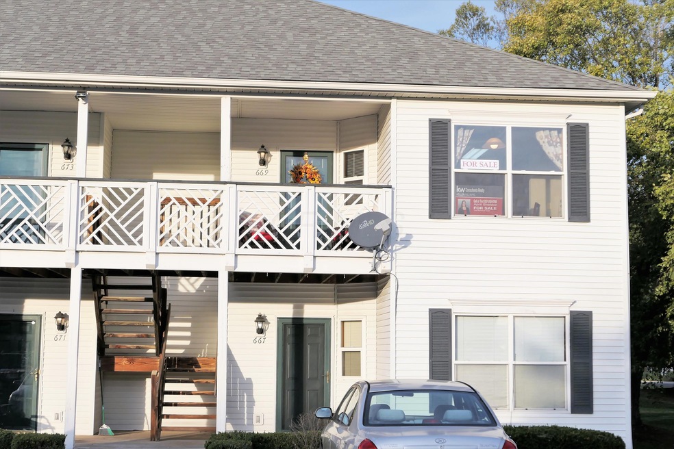 669 Millcrest Dr unit B669, Marysville, OH 43040 - photo 1