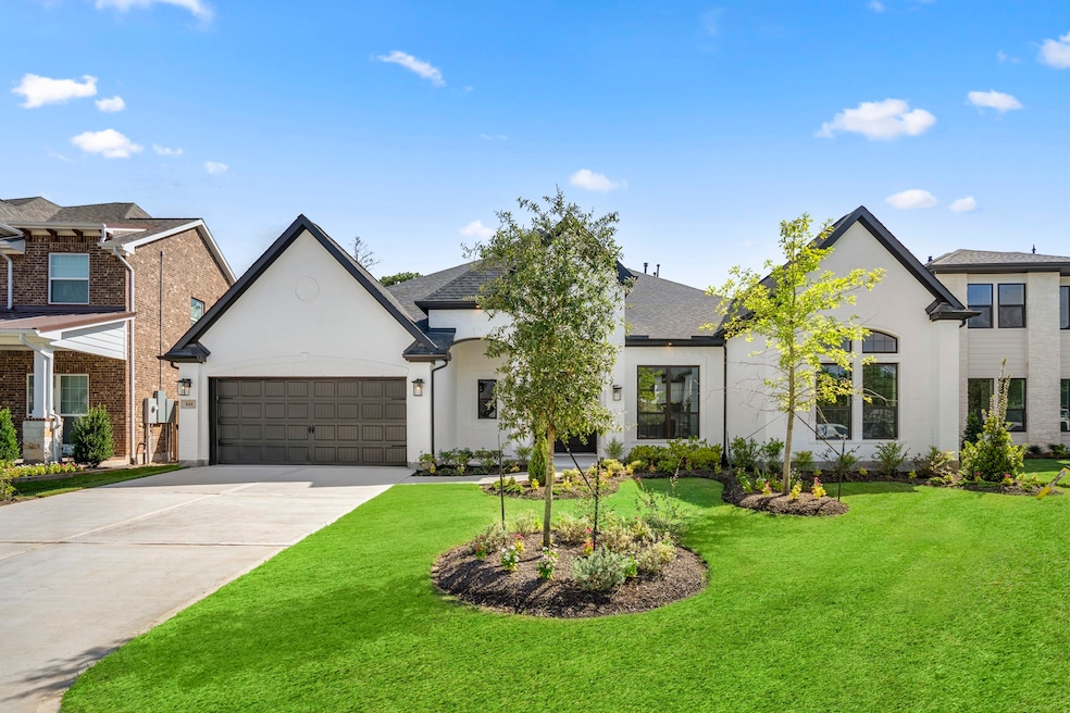 Pending $749,990
