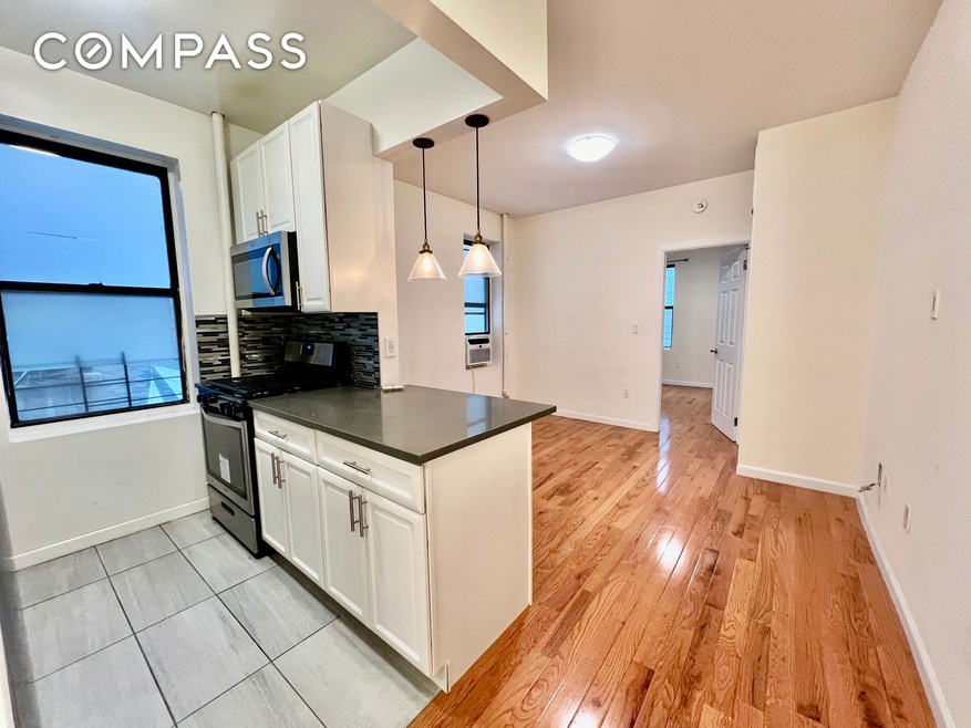 40-11 25th Ave unit 4, Long Island City, NY 11103 - photo 1