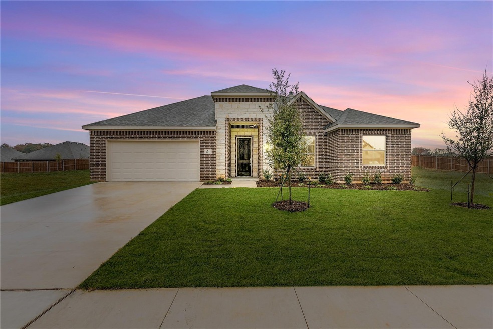 224 Magnolia Dr, Azle, TX 76020 - photo 1