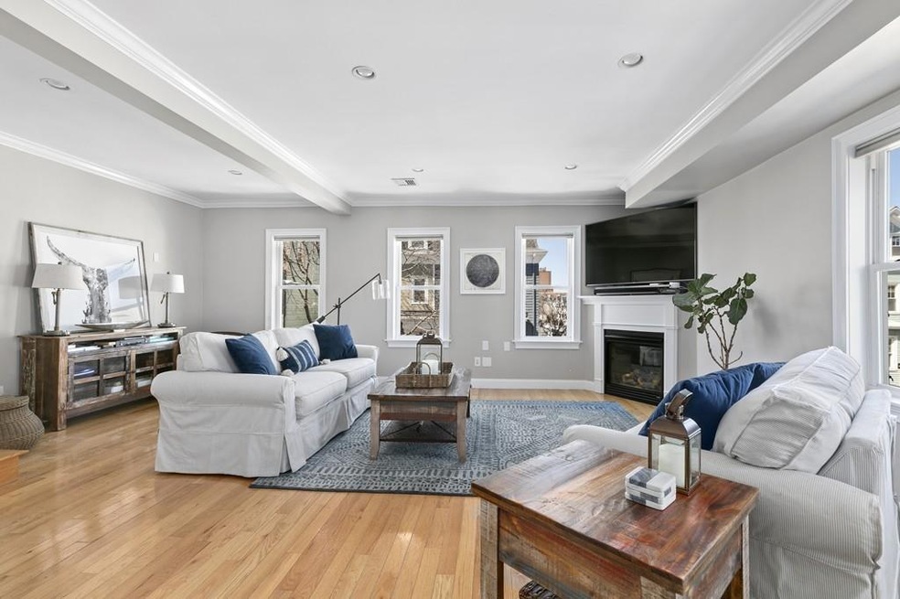 390 K St unit 2, Boston, MA 02127 - photo 1