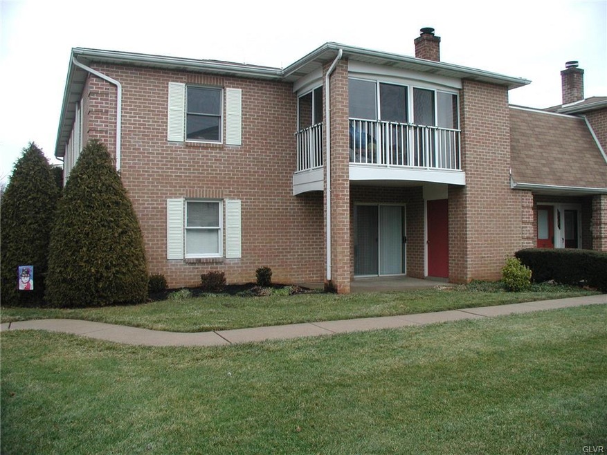 2669 Rolling Green Dr unit E2669, Macungie, PA 18062 - photo 1