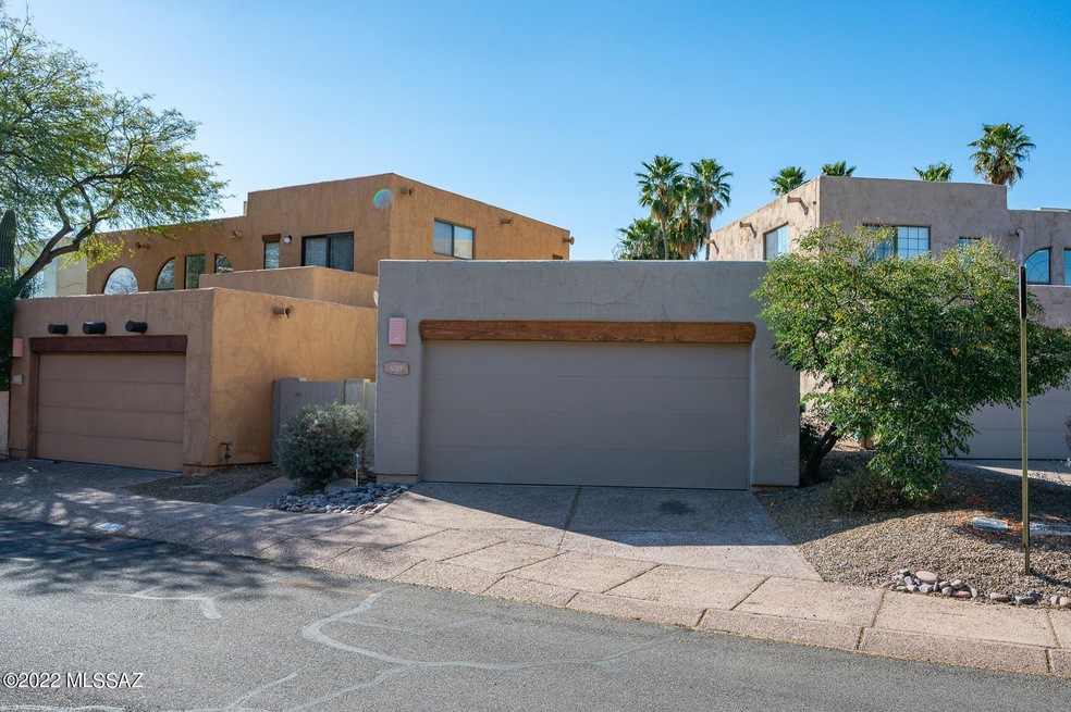 4285 N Rillito Creek Place, Tucson, AZ 85719 - photo 1