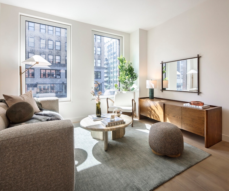 335 8th Ave unit 418, New York, NY 10001 - photo 1