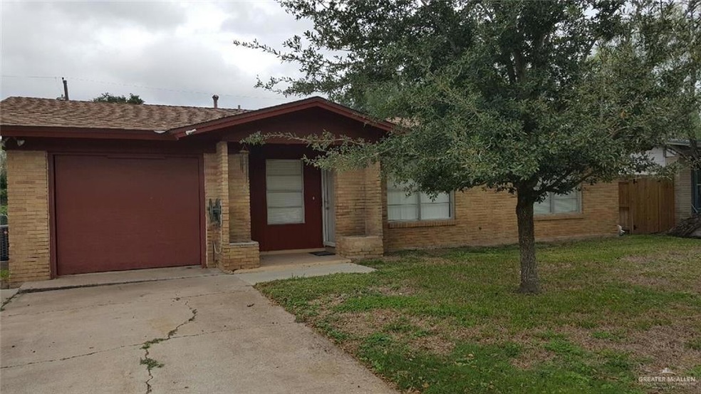 612 W 5th St, Weslaco, TX 78596 - photo 1