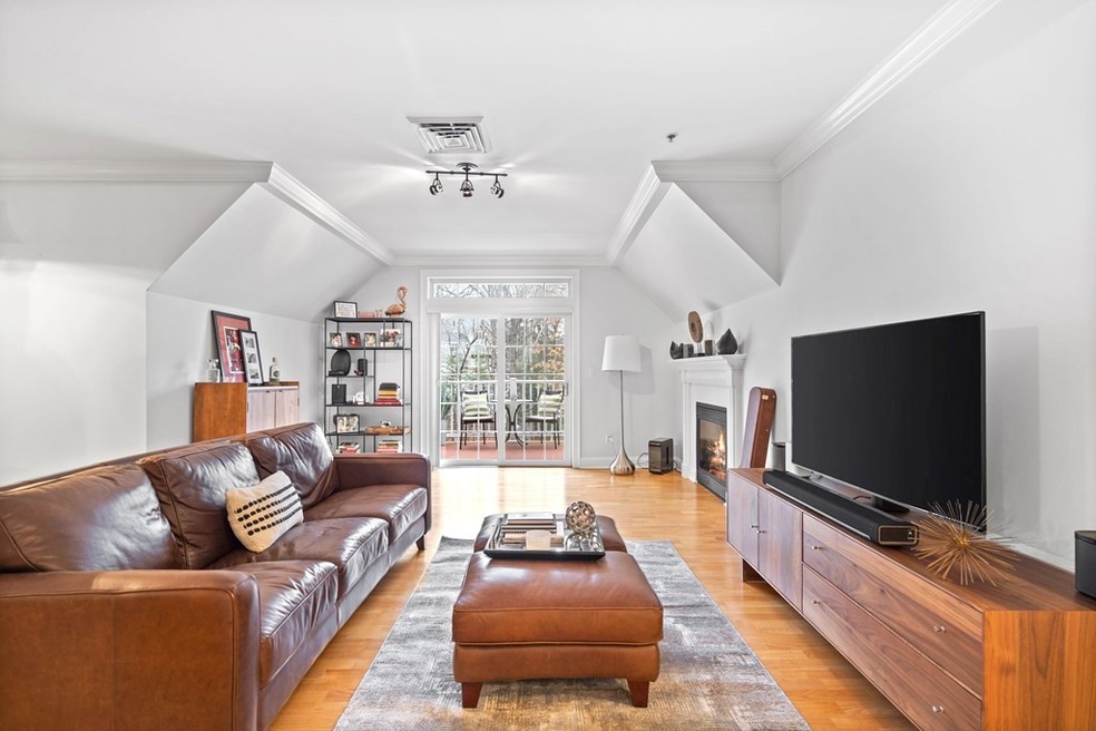 Conant Commons unit 412, Concord, MA 01742 - photo 1