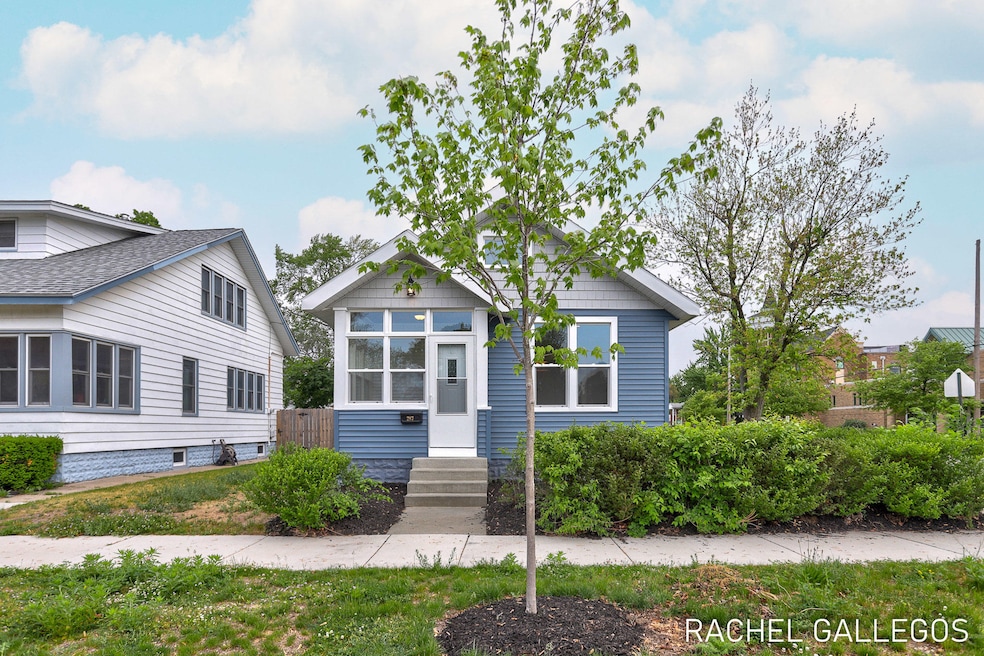 287 W 19th St, Holland-2