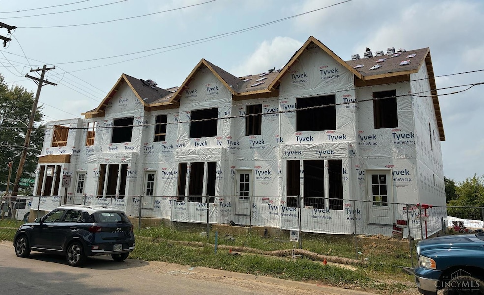 5005 Anderson Place, Cincinnati, OH 45227 - photo 1