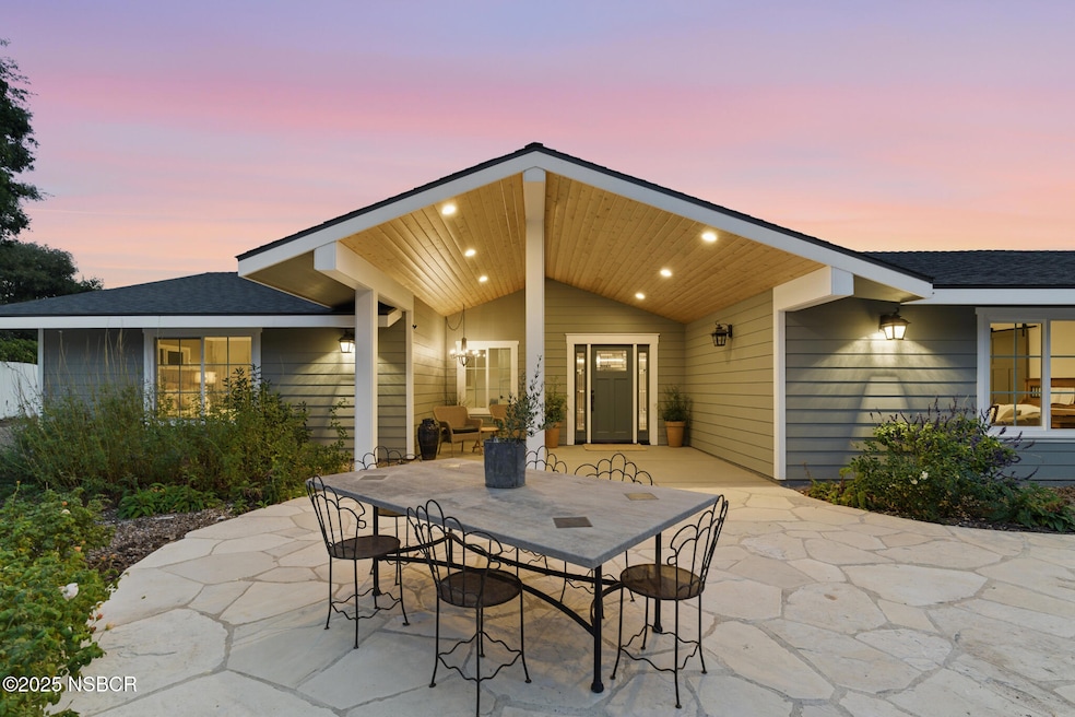 For Sale $2,650,000 • Co-Listing Agent