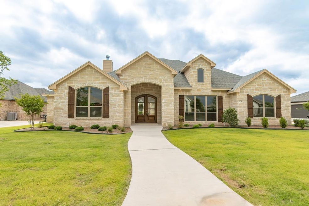 4726 Shadow Creek Dr, San Angelo, TX 76904 - photo 1