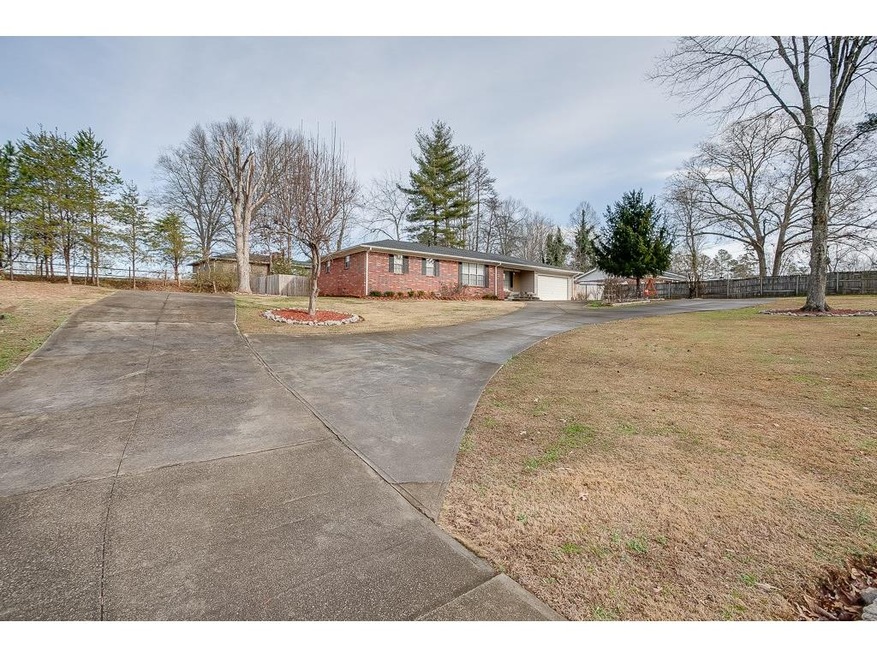 3515 Springdale Forrest Cir, Gainesville, GA 30506 - photo 1