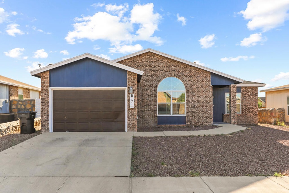 617 Valle de Bravo Place, El Paso, TX 79928 - photo 1