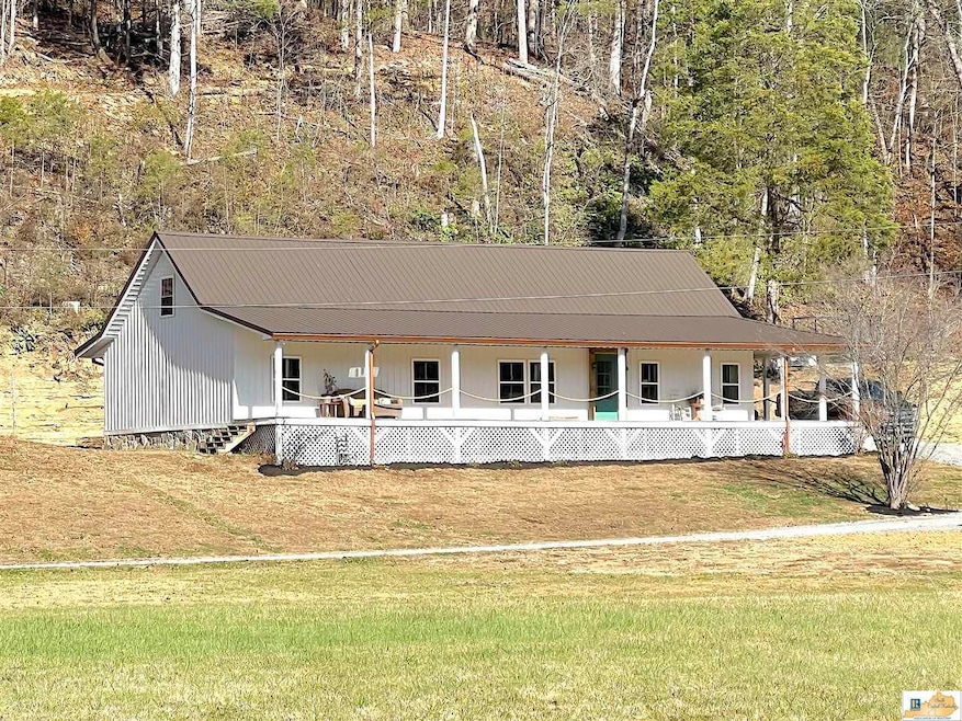 110 Crocus View Rd, Columbia, KY 42728 - photo 1