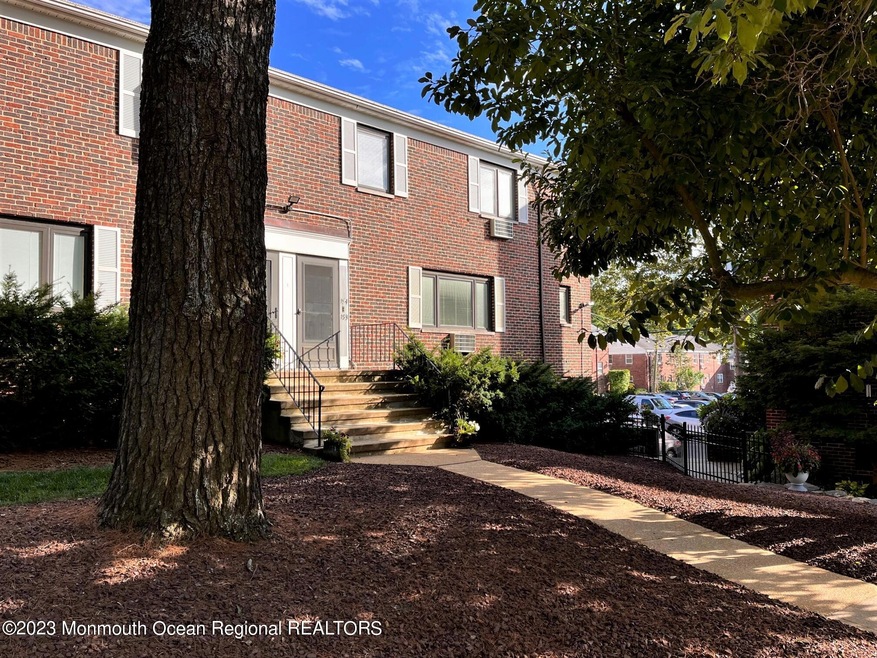 193 Manor E, Red Bank, NJ 07701 - photo 1