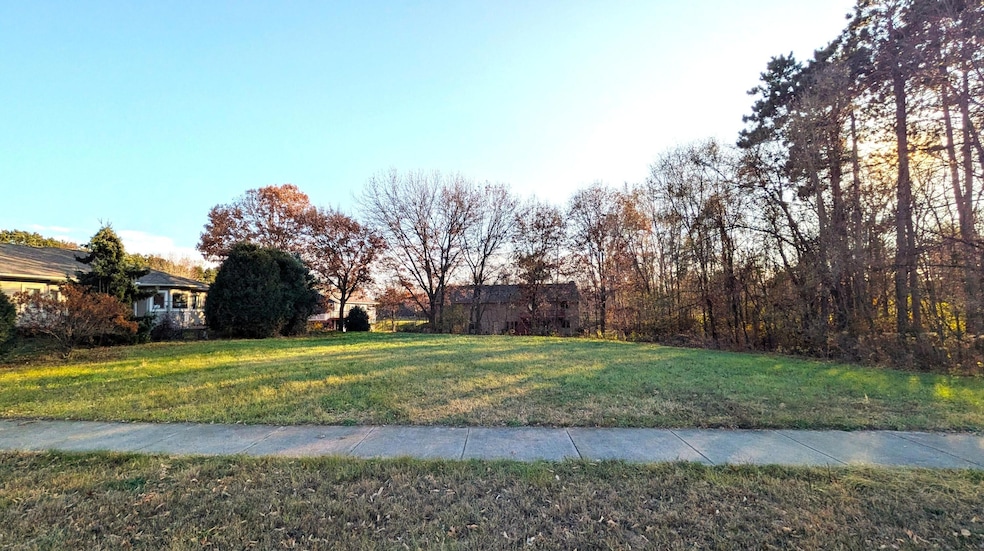 906 Jackpine Dr, Holmen, WI 54636 - photo 1