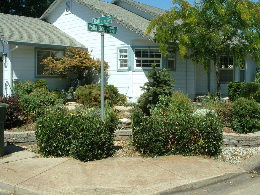 NIce Corner Lot
