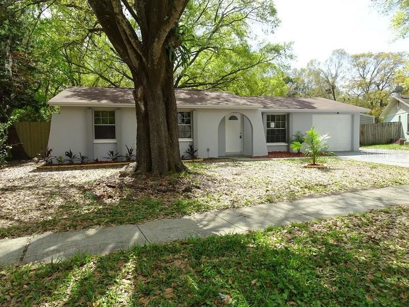 3617 Sugarcreek Dr, Tampa, FL 33619 - photo 1