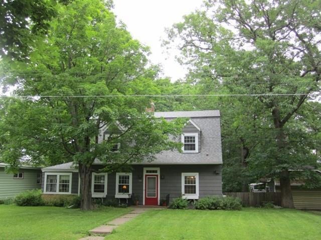 916 15th St SE, Menomonie, WI 54751 - photo 1