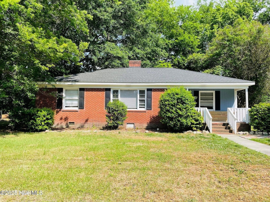 108 N Warren St, Greenville, NC 27858 - photo 1