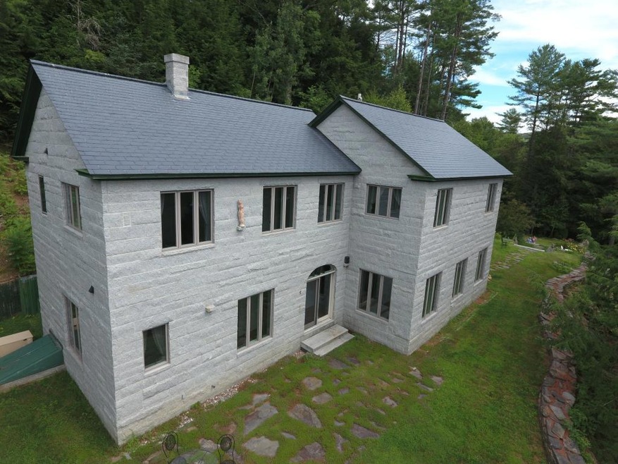 279 Shoreline Dr, Barnet, VT 05821 - photo 1