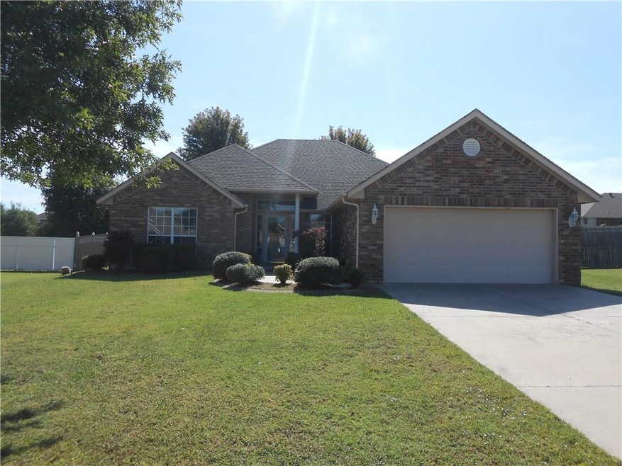This lovely home is located on a quiet cul-de-sac 