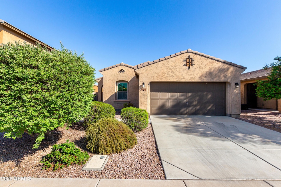 896 E Jacob St, Chandler, AZ 85225 - photo 1