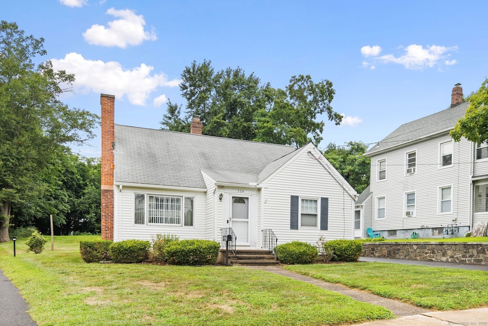 114 Oak St, Southington, CT 06489 - photo 1