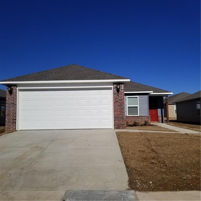 970 E Sparrow Cir, Fayetteville, AR 72701 - photo 1