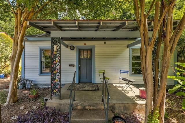 Historic East Austin bungalow with many original f