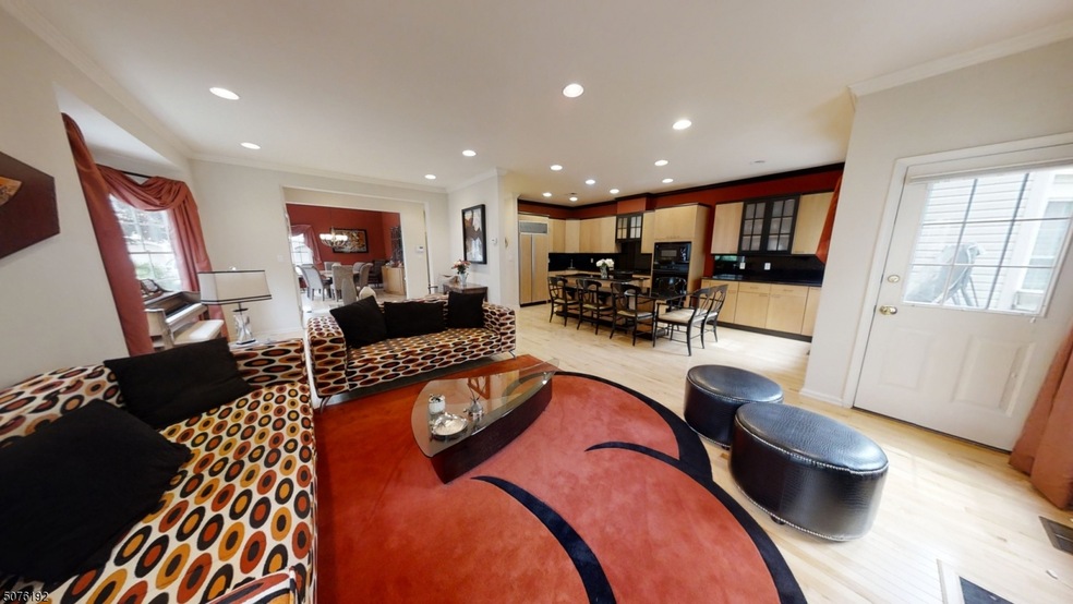 711 Binghampton Ln unit 10711, Livingston, NJ 07039 - photo 1