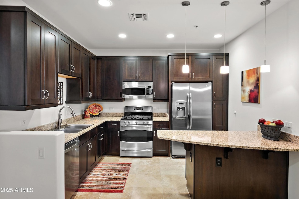 Artesia Condominiums phase 1 unit 2009, Paradise Valley, AZ 85253 - photo 1