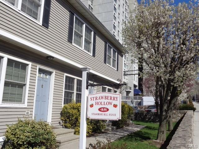 48 Strawberry Hill Ave unit 5, Stamford, CT 06902 - photo 1
