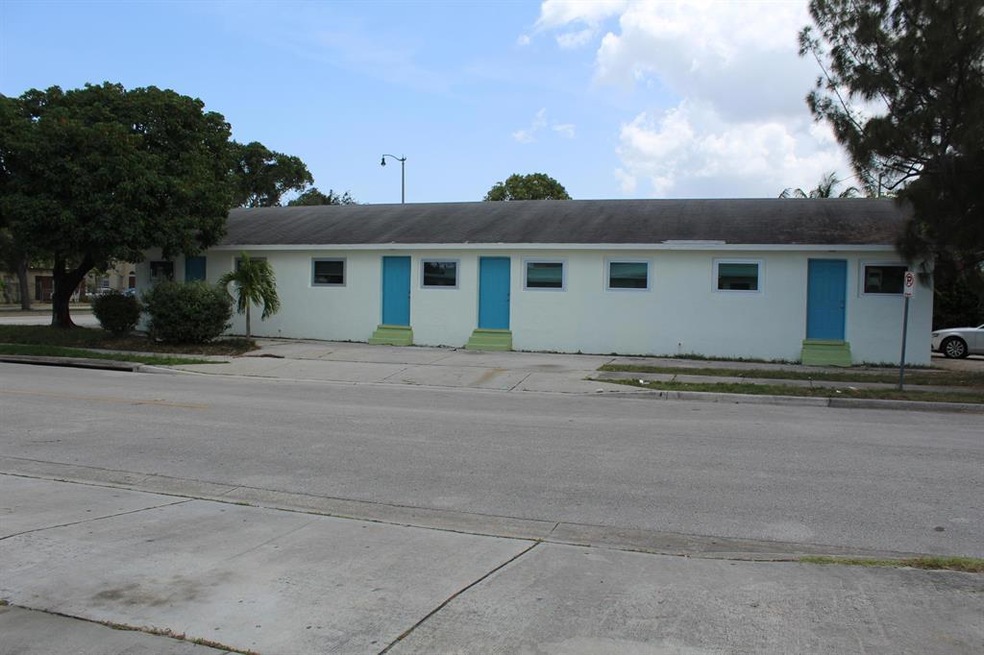 3415 Broadway unit 1, West Palm Beach, FL 33407 - photo 1