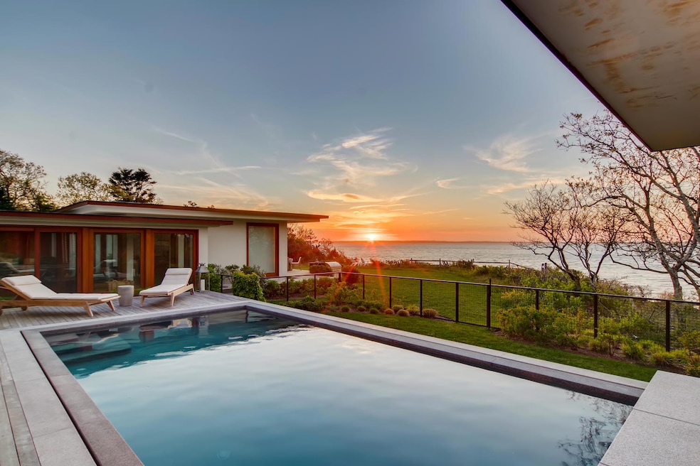 30 Beach Pebble Rd, West Tisbury, MA 02575 - photo 1