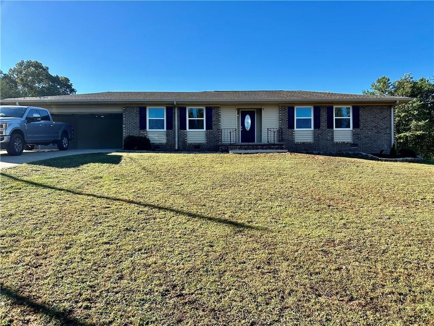 3428 Springdale Forrest Blvd, Gainesville, GA 30506 - photo 1