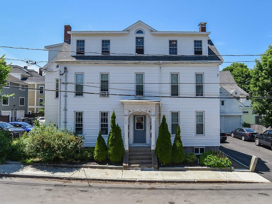 28 Langdon St unit 4, Portsmouth, NH 03801 - photo 1