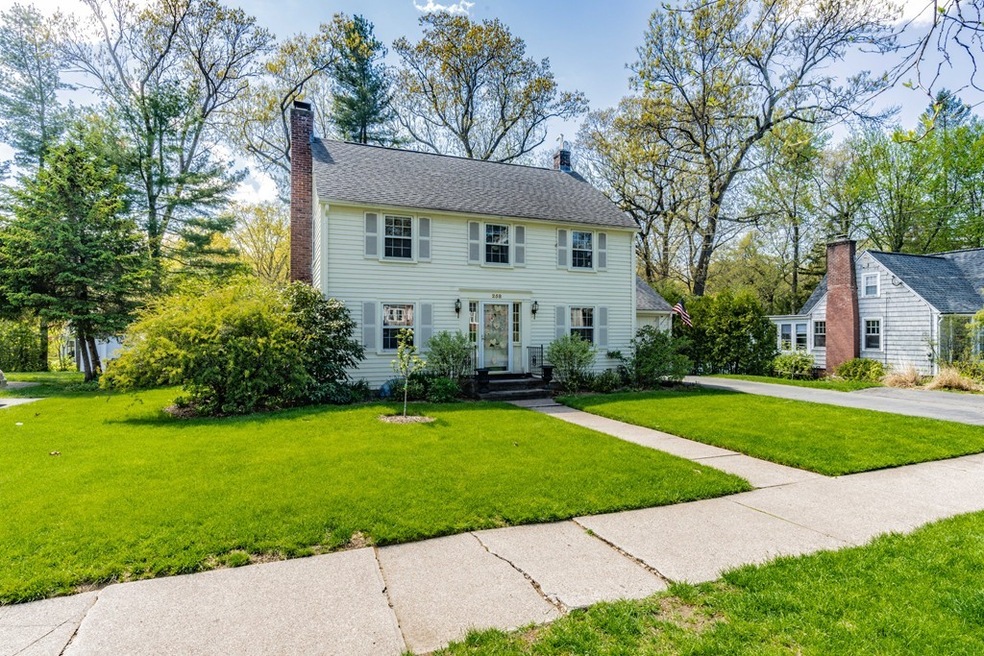 258 Burbank Rd, Longmeadow, MA 01106 - photo 1