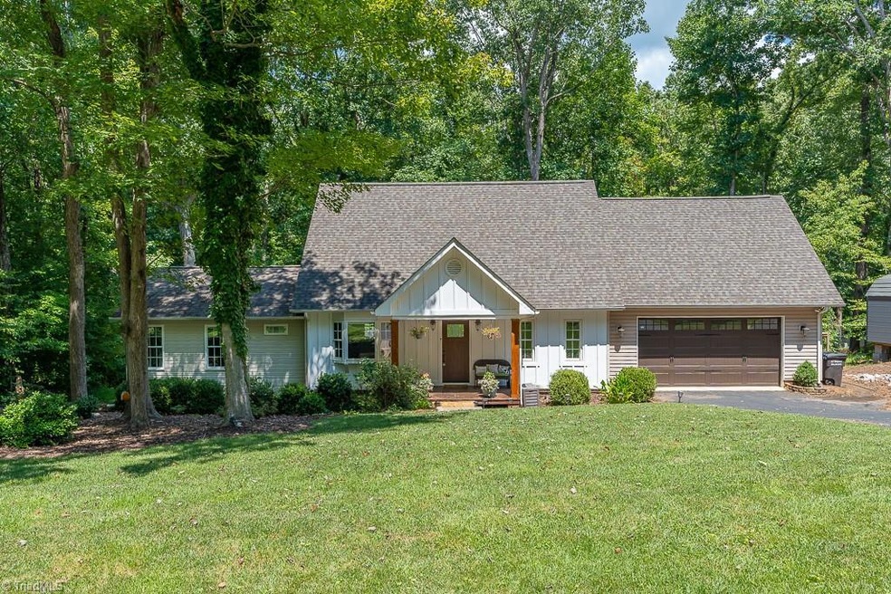 961 W River Run, Asheboro, NC 27205 - photo 1