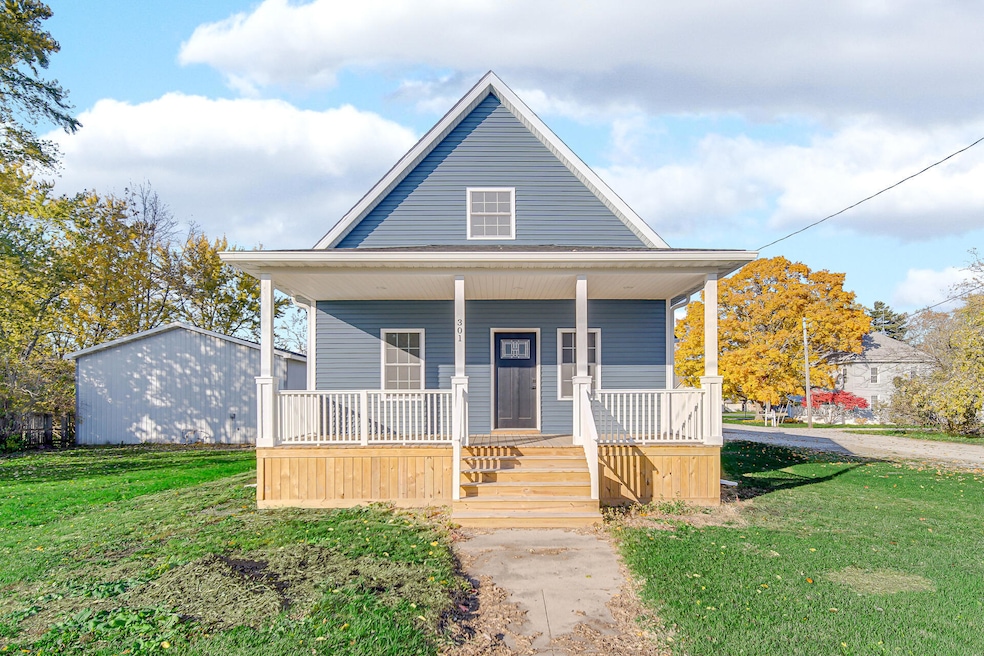 301 W Main St, La Crosse, IN 46348 - photo 1