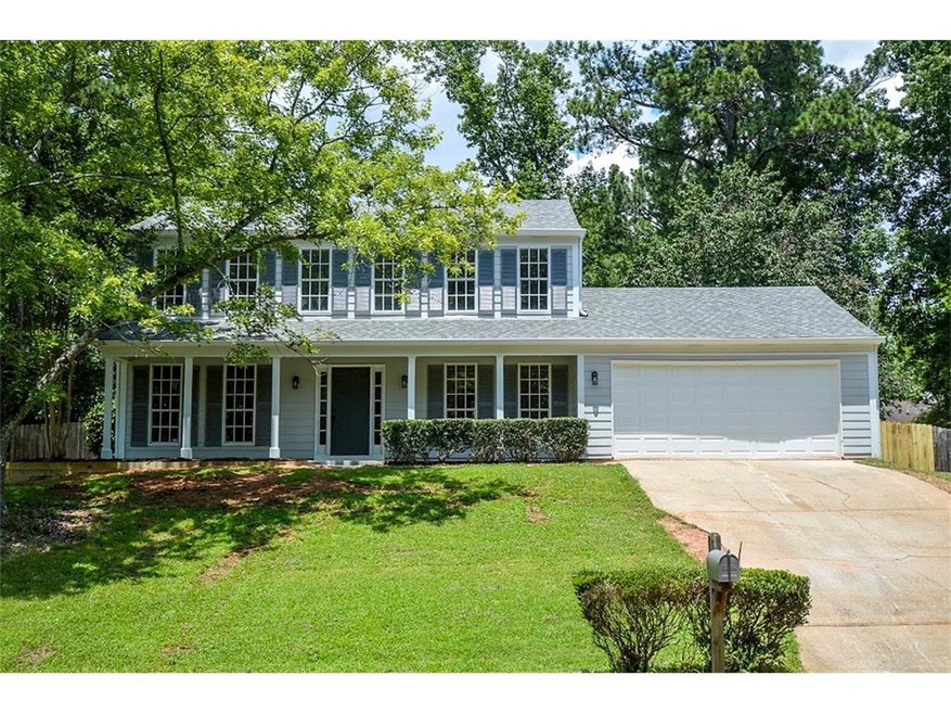 Live in convenient Roswell, .6 miles from the Big 