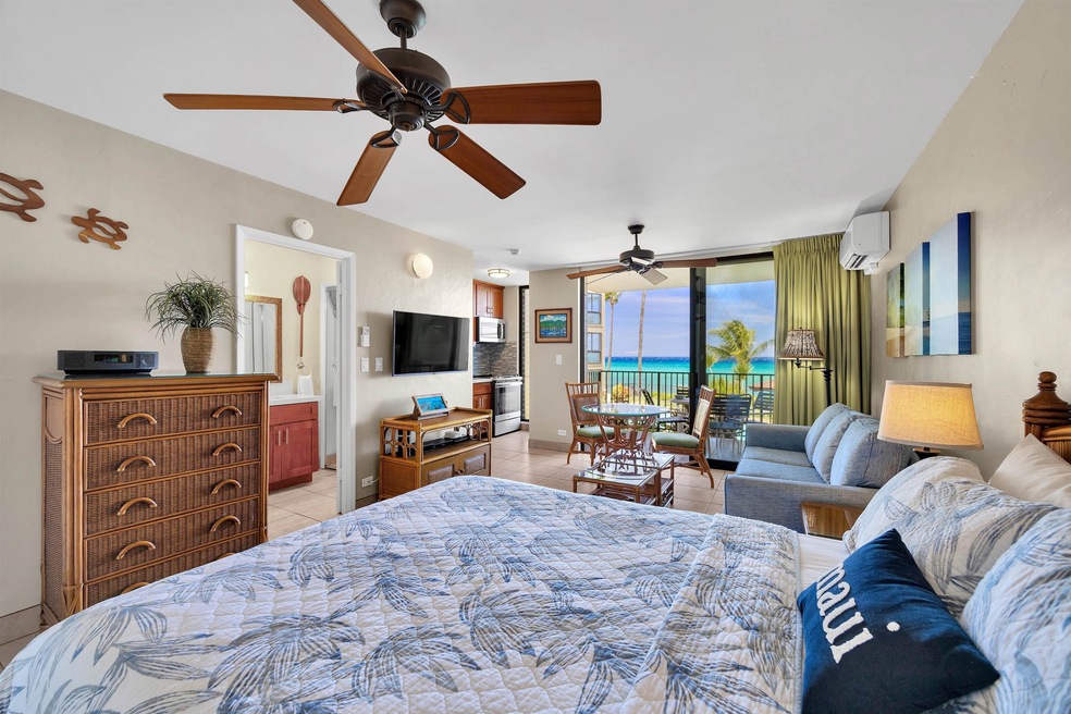4095 Lower Honoapiilani Rd unit 114B, Lahaina, HI 96761 - photo 1